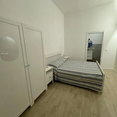 Cinque Lampadi Acquario Διαμέρισμα *