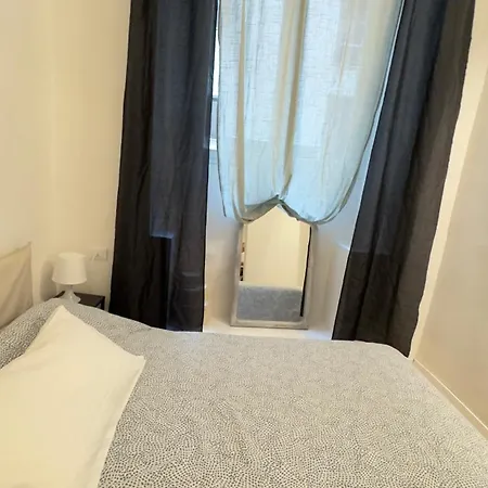 Cinque Lampadi Acquario * Γένοβα