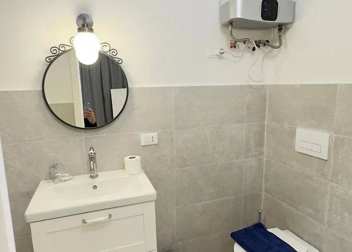 Cinque Lampadi Acquario Apartmán