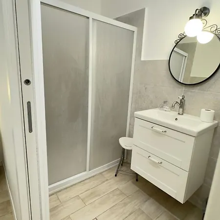 Cinque Lampadi Acquario *