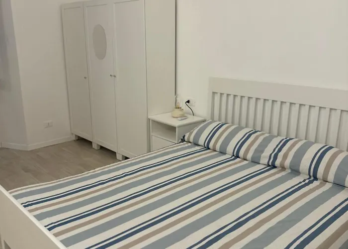 Cinque Lampadi Acquario Appartement