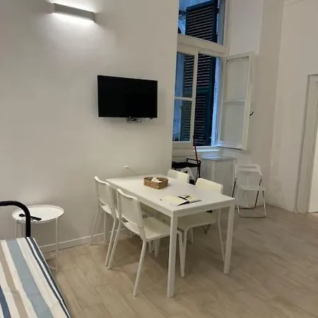 Apartamento Cinque Lampadi Acquario Génova