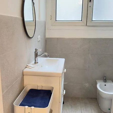 Apartamento Cinque Lampadi Acquario Génova
